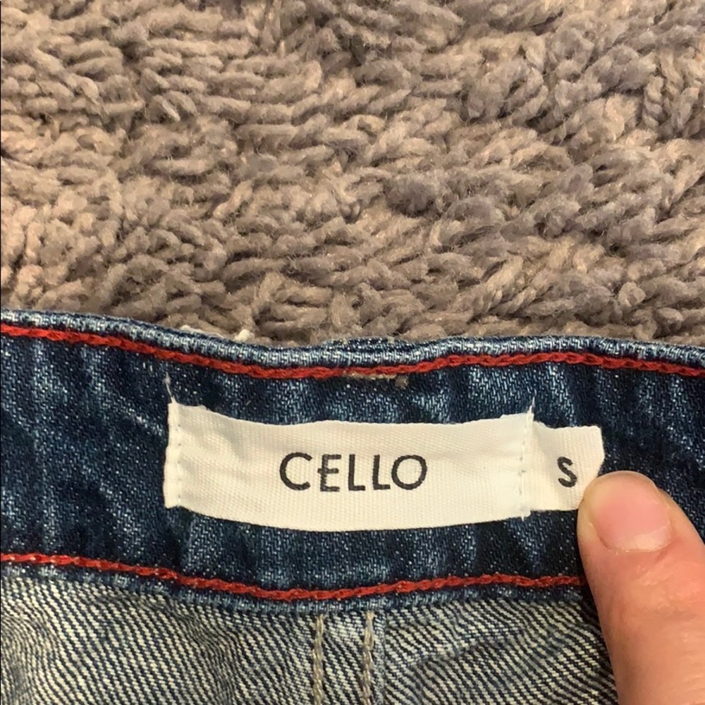 Denim shorts - Picture 3 of 3